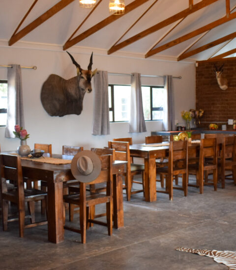 dining tables of Claassens Safaris